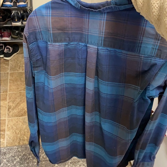 Patagonia button up long sleeve - Picture 5 of 5